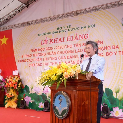 LỄ KHAI GIẢNG NĂM HỌC 2025-2026  CHÀO ĐÓN TÂN SINH VIÊN  VÀ TRAO THƯỞNG HUÂN CHƯƠNG LAO ĐỘNG HẠNG BA  CÙNG CÁC PHẦN THƯỞNG CỦA ĐẢNG, NHÀ NƯỚC, BỘ Y TẾ  CHO CÁC TẬP THỂ, CÁ NHÂN CỦA TRƯỜNG